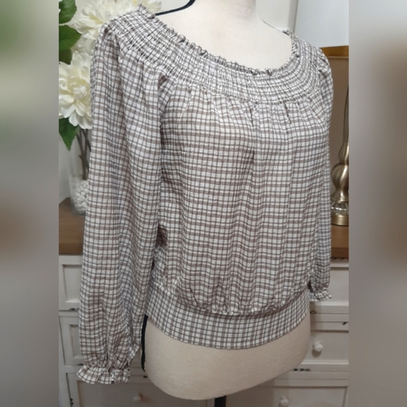 Willow & Root Off The Shoulder Gingham Top With Back Tie - Picture 7 of 11